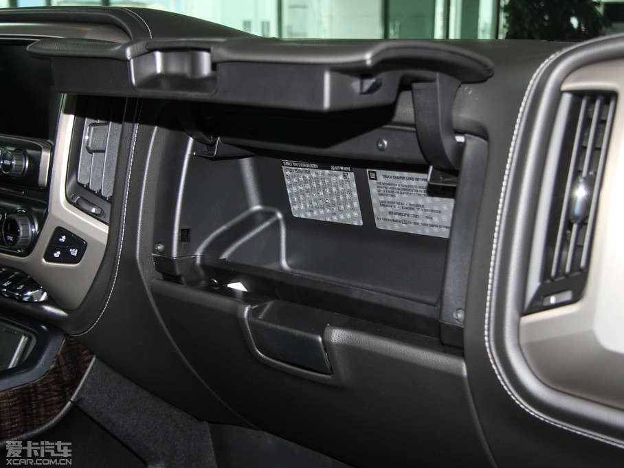 2015��SIERRA ������