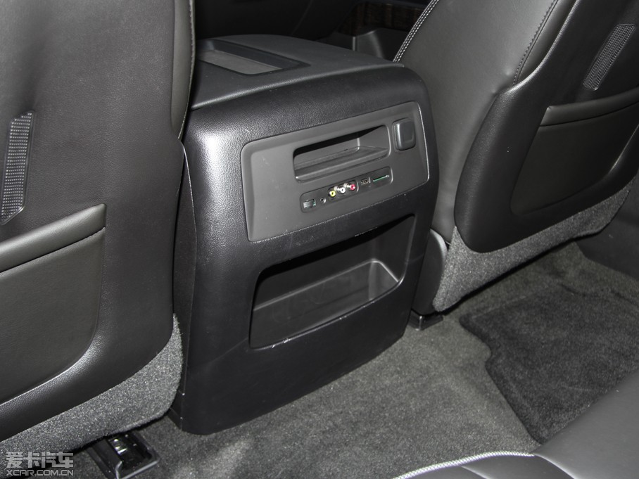 2015��SIERRA ������