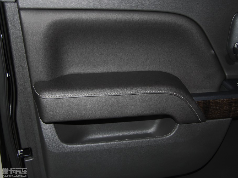 2015��SIERRA ������