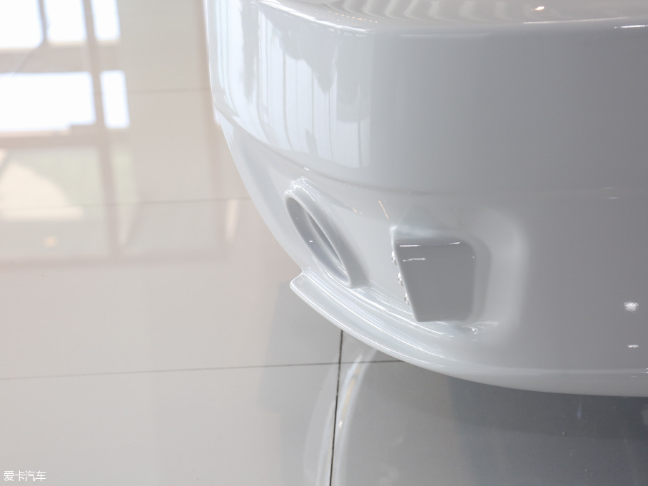 2016Savana 1500S (q)