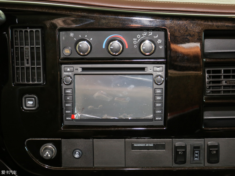 2016Savana 1500S (q)