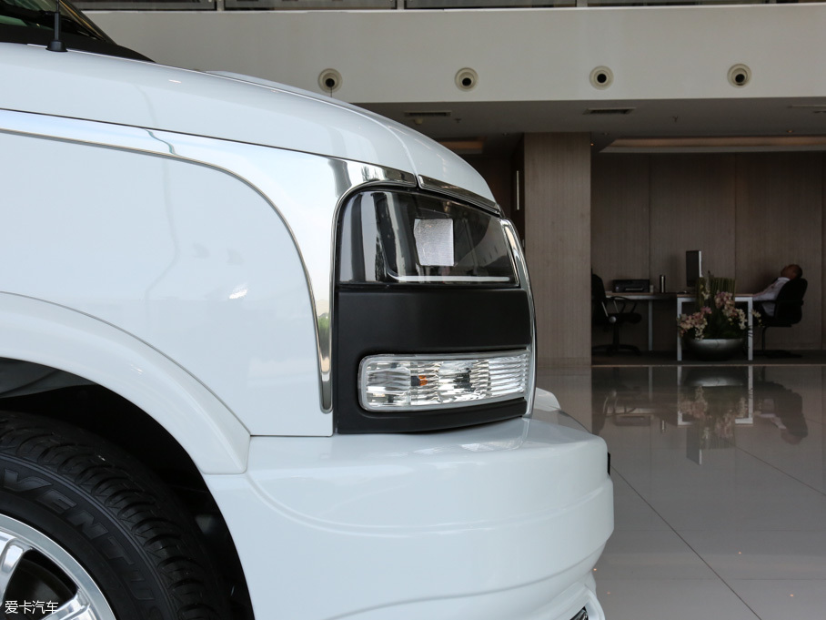 2016��Savana 2500S ����\�Ӱ�