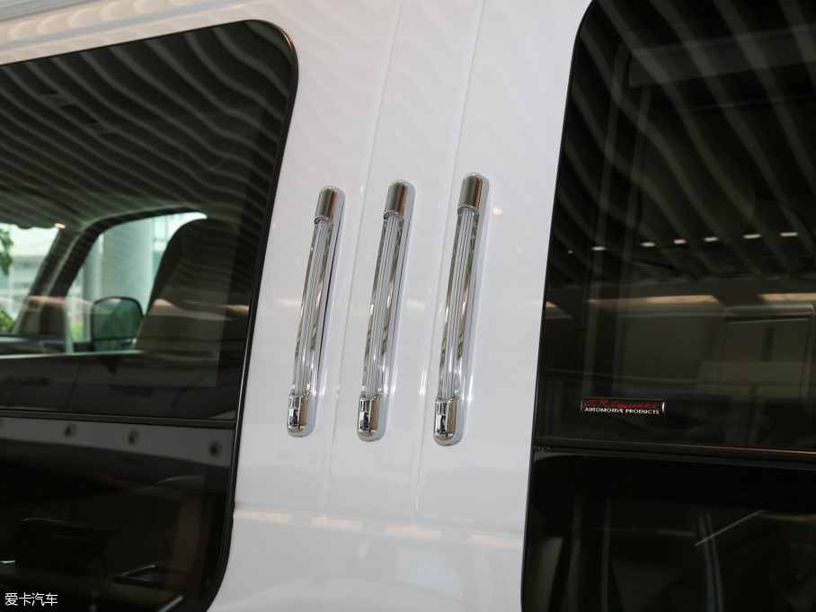 2016��Savana 2500S ���(q��)�\(y��n)�Ӱ�