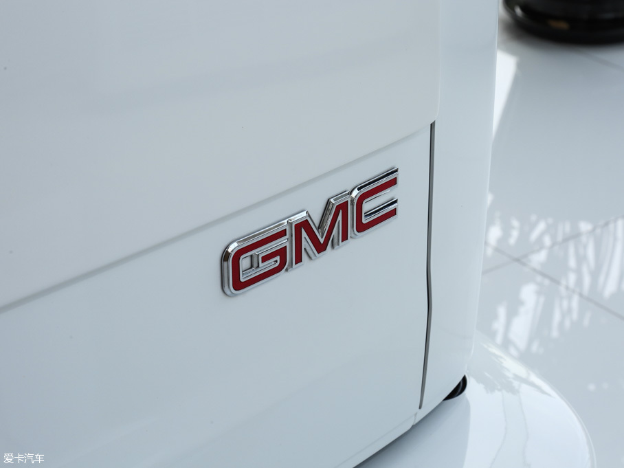 2016��Savana 2500S ����\�Ӱ�