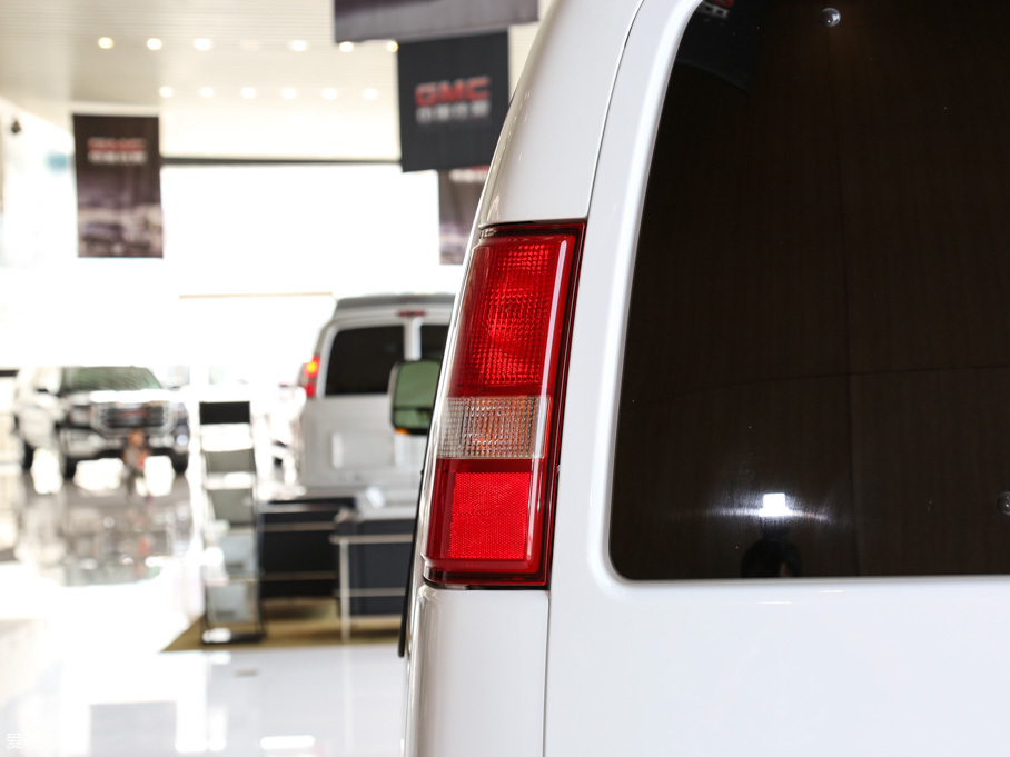 2016��Savana 2500S ����\�Ӱ�