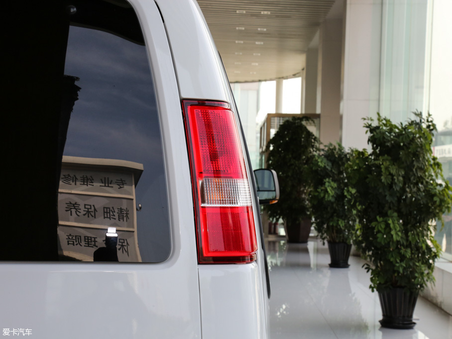 2016Savana 2500S (q)\(yn)(dng)