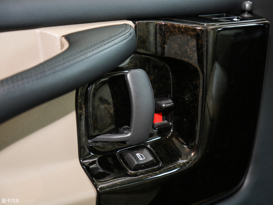 2016Savana 2500S (q)\Ӱ