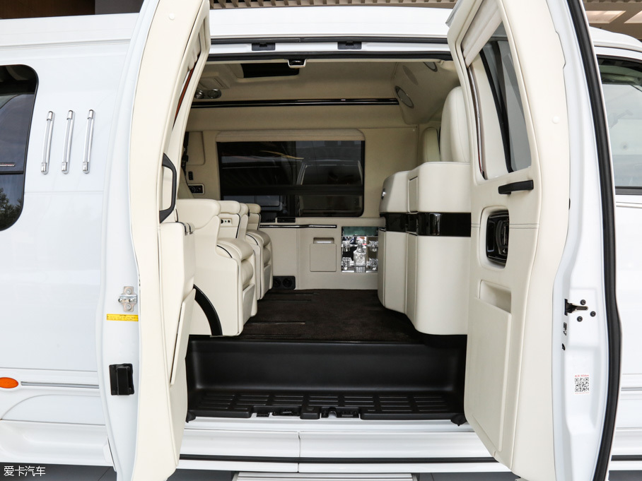 2016Savana 2500S \Ӱ