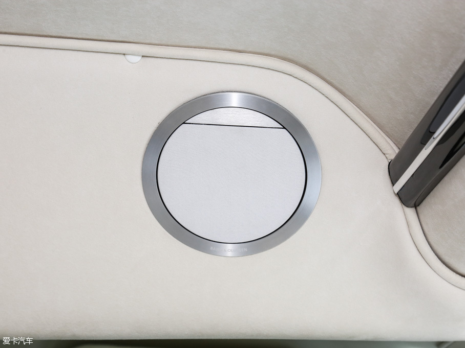 2016��Savana 2500S ����\�Ӱ�