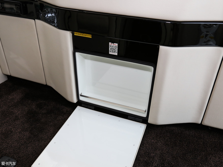 2016Savana 2500S \Ӱ