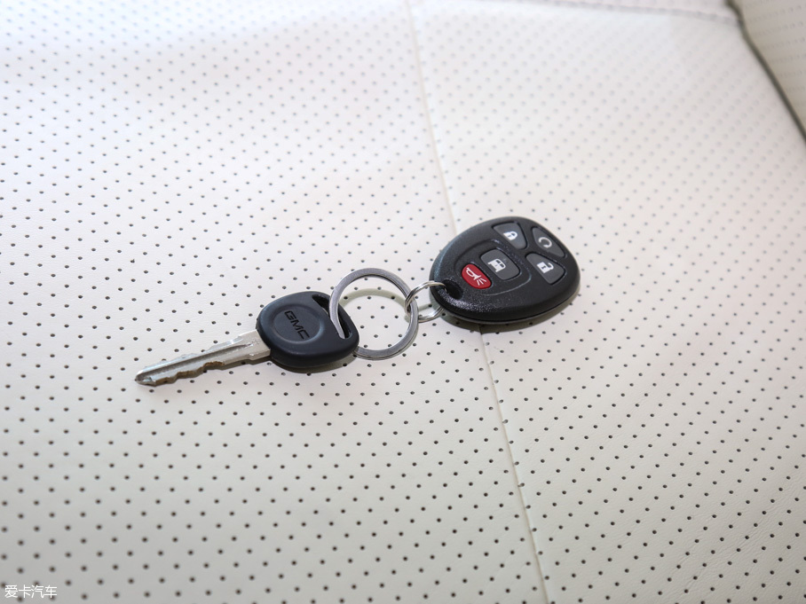 2016Savana 2500S \Ӱ