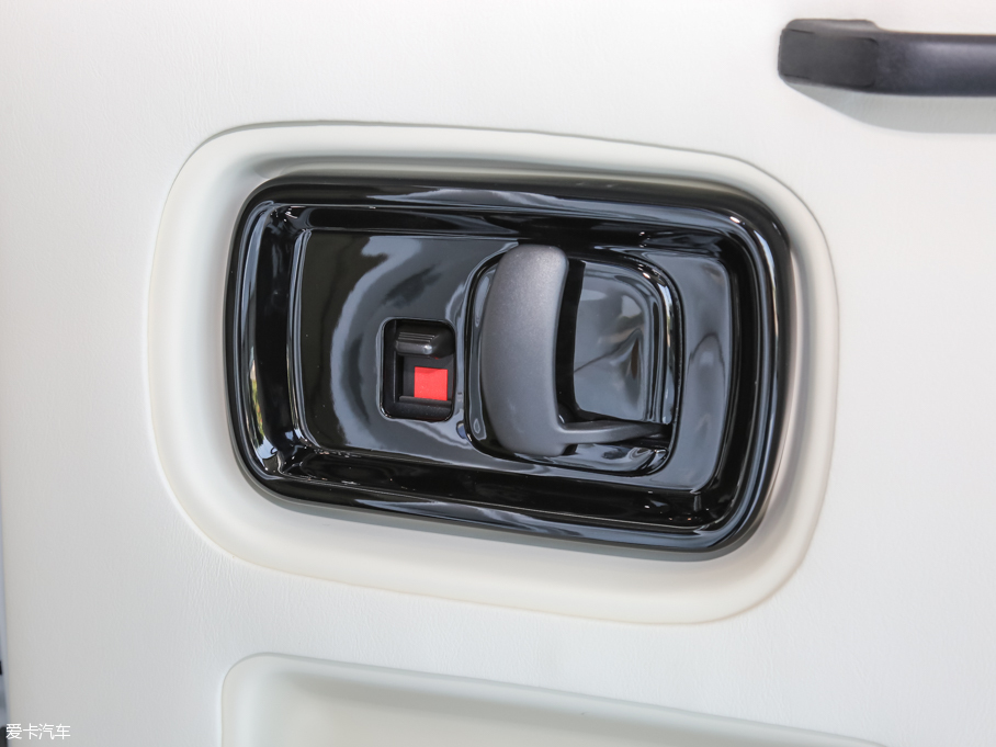 2017Savana 6.0L 2500S