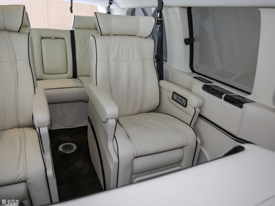 2017Savana 6.0L 2500S