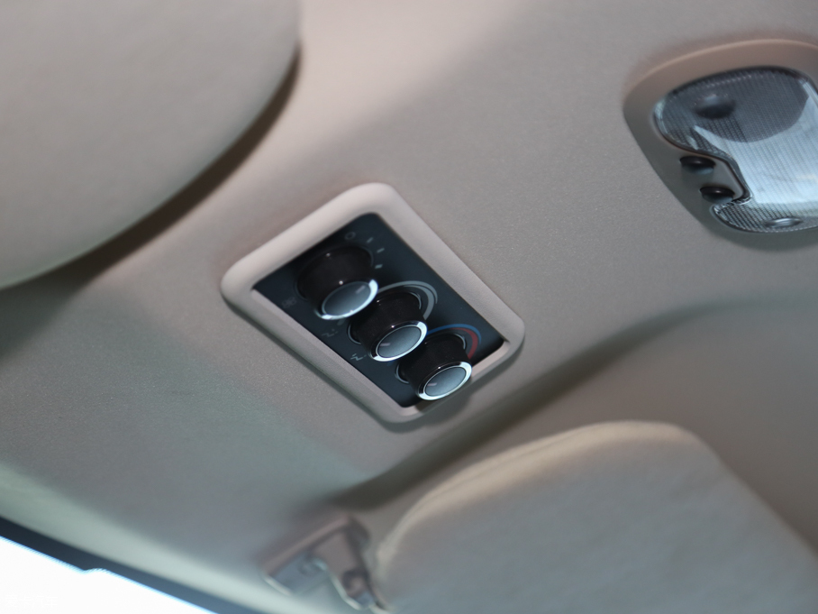 2017Savana 6.0L 2500S