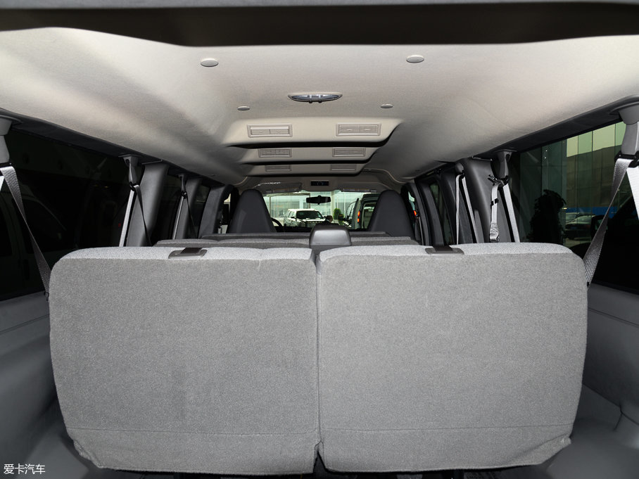 2017Savana 6.0L 3500 