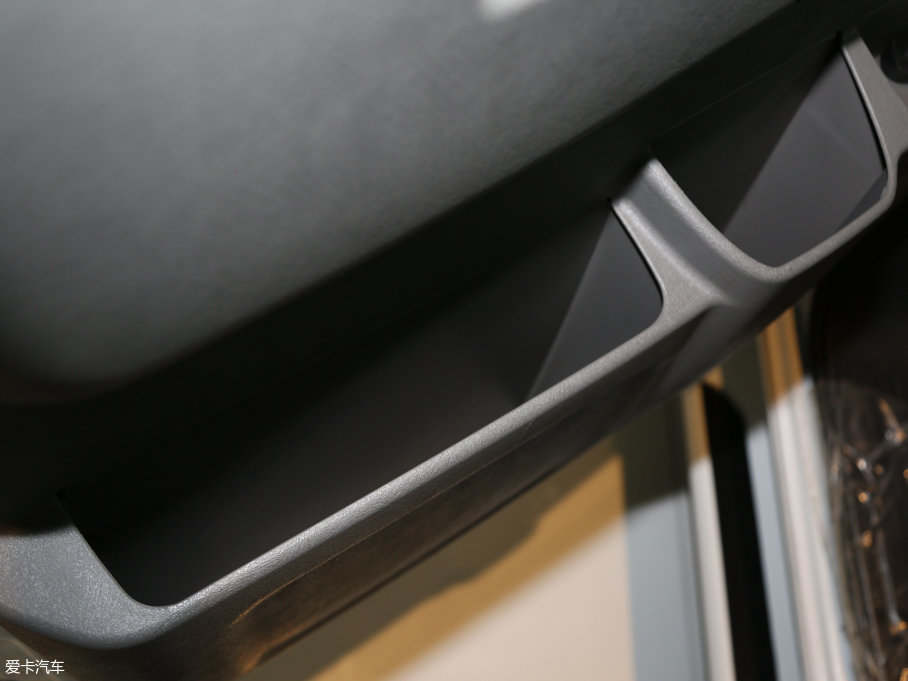 2017Savana 6.0L 3500 հ