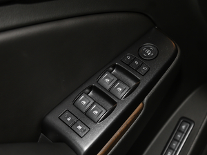 20186.2L DENALILS 4WD {܇ƅ^	