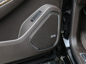 20186.2L DENALI 4WD g