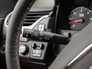 20186.2L DENALI 4WD п؅^