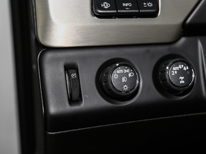 20186.2L DENALILS 4WD п؅^