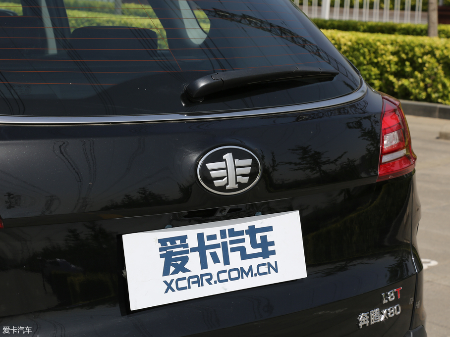 2018vX80 Live 1.8T ԄŞ