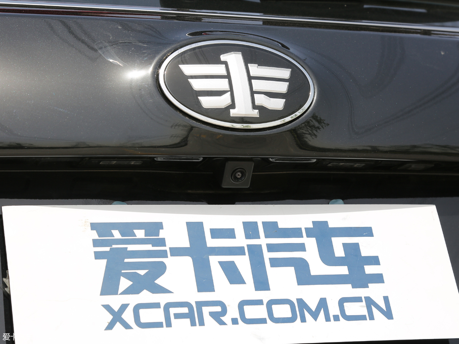 2018vX80 Live 1.8T ԄŞ