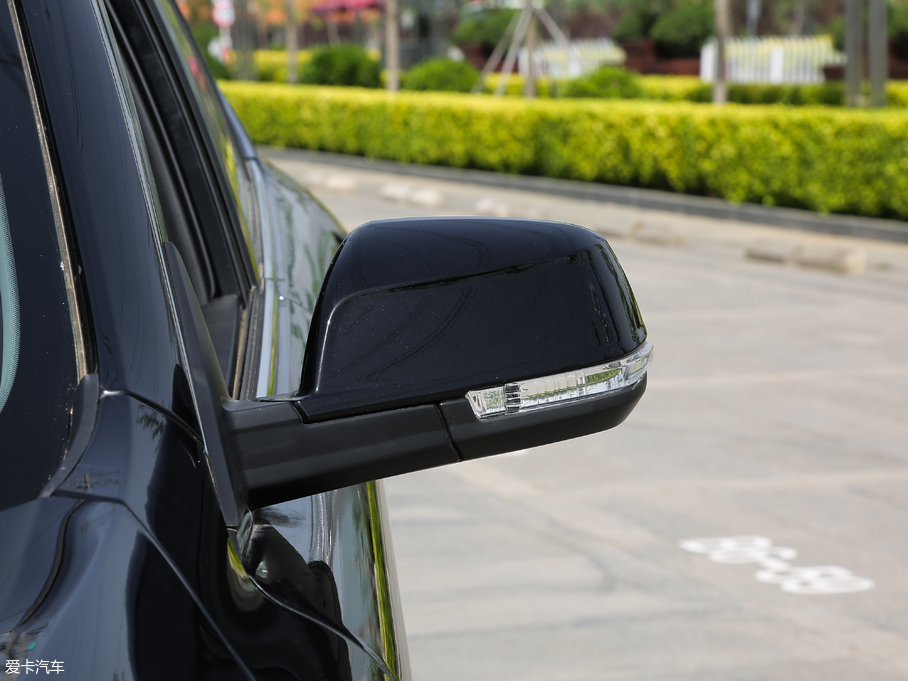 2018vX80 Live 1.8T ԄŞ