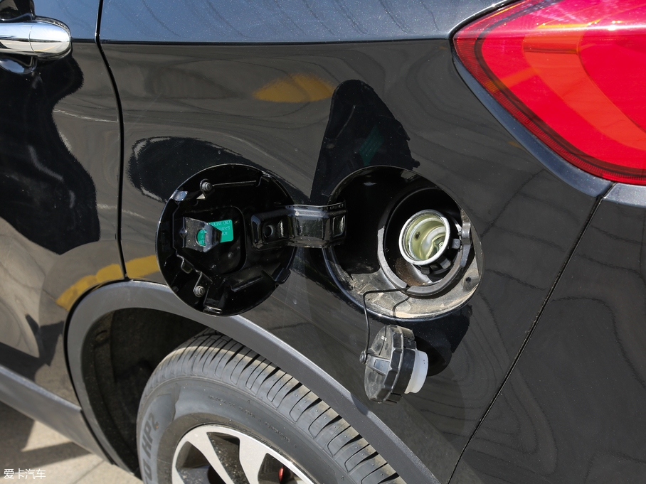 2018vX80 Live 1.8T ԄŞ