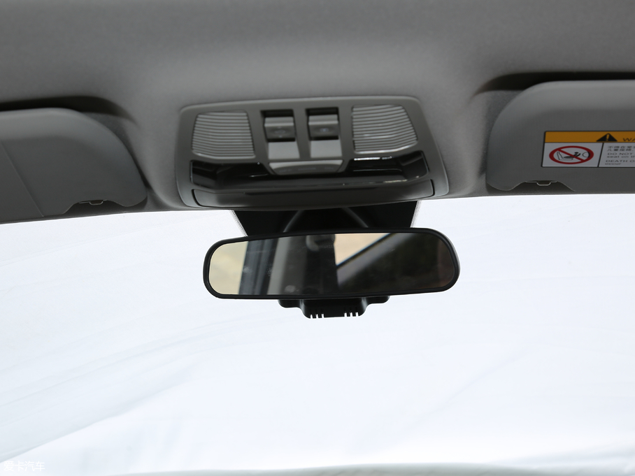 2018vX80 Live 1.8T ԄŞ