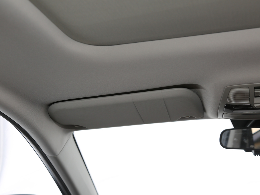 2018vX80 Live 1.8T ԄŞ