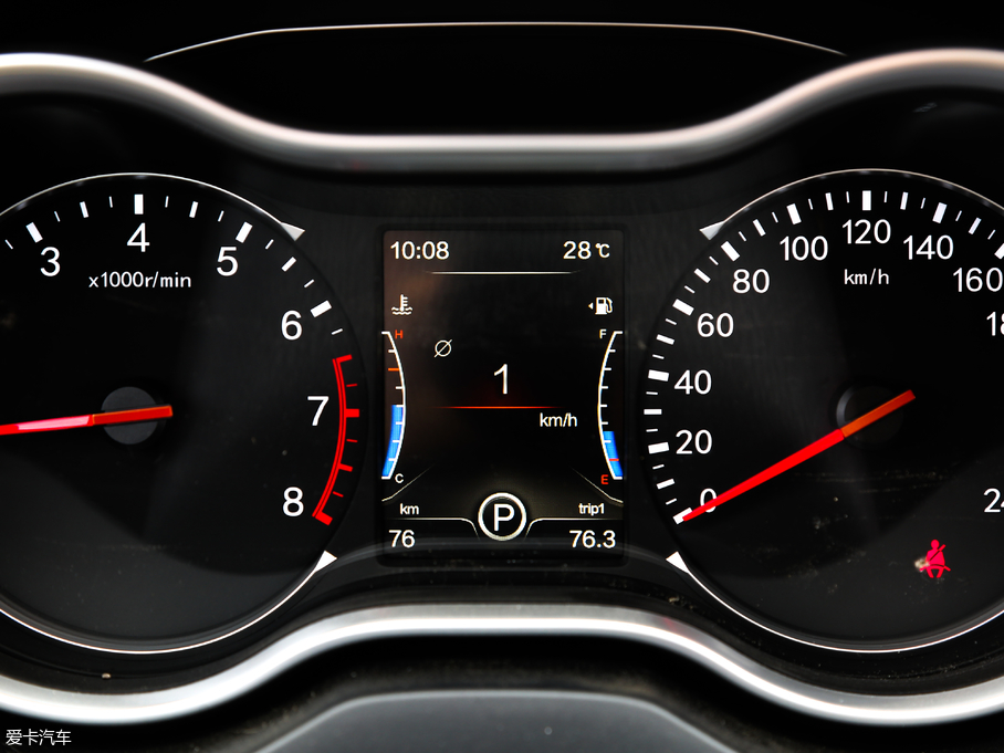 2018vX80 Live 1.8T ԄŞ