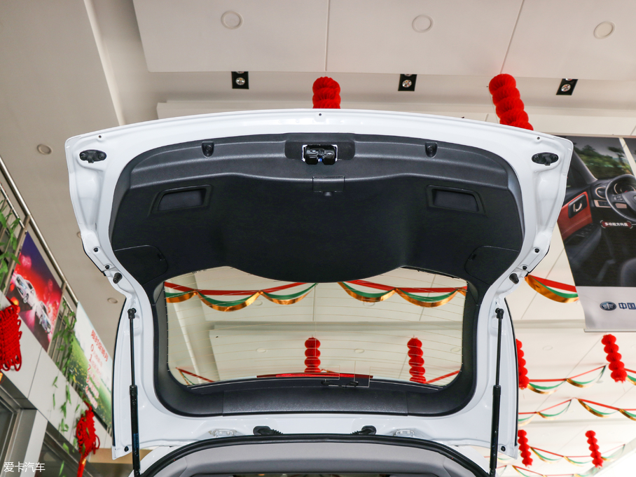 2018vX80 Live 2.0L Ԅm