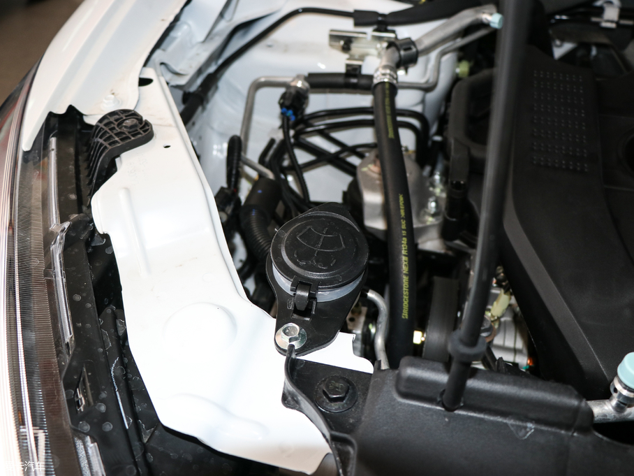 2018vX80 Live 2.0L Ԅm