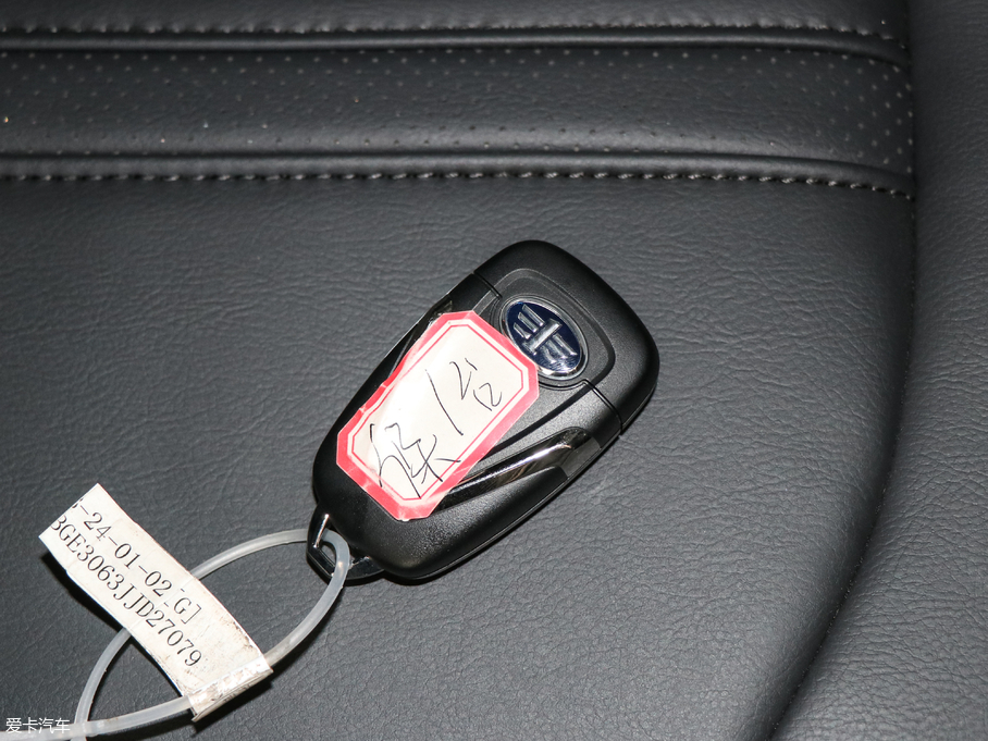 2018��vX80 Live�� 2.0L �Ԅ����m��