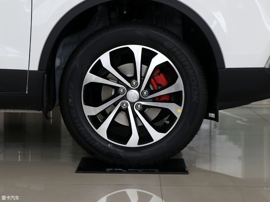 2018vX80 Live 1.8T ԄӺA