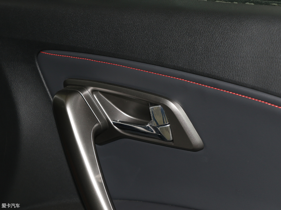 2018vX80 Live 1.8T ԄӺA