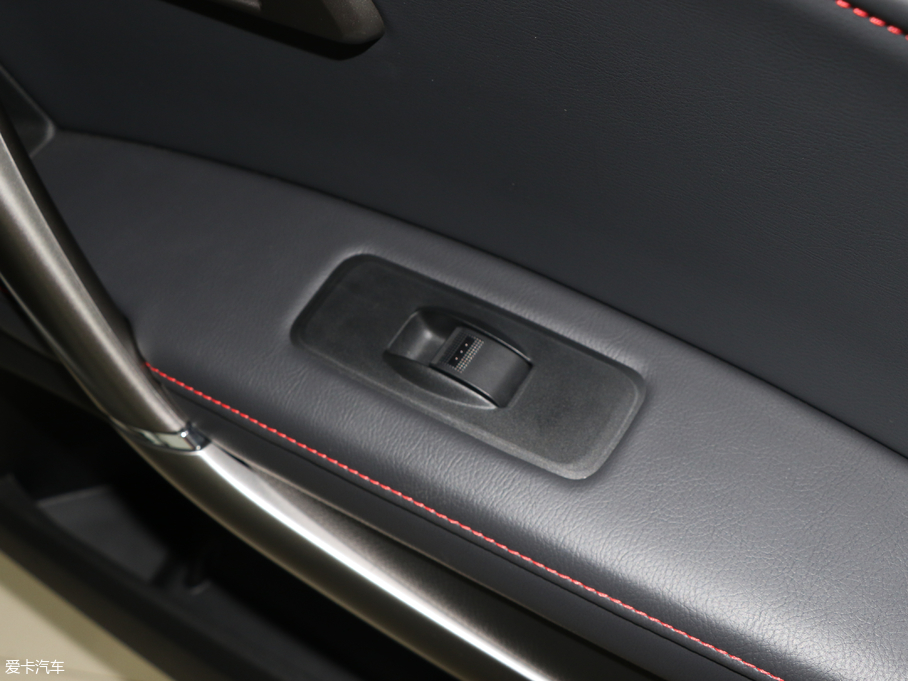 2018vX80 Live 1.8T ԄӺA