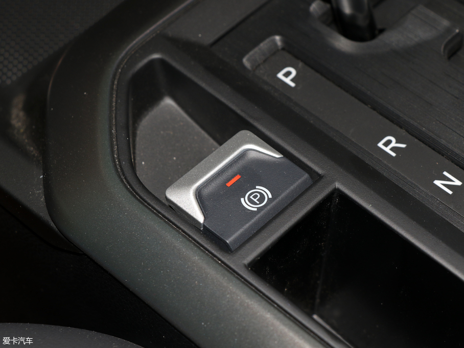 2018vX80 Live 1.8T ԄӺA