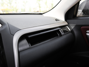 2018Live 1.8T ԄŞ g