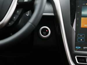 2018Live 1.8T ԄŞ п؅^