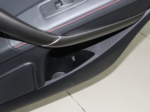 2018Live 1.8T ԄӺA g