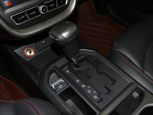 2018Live 1.8T Ԅ(dng)A п؅^(q)