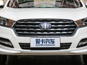 2019款1.6L 手动精英型 中网