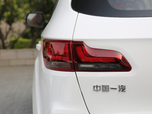2019款1.6L 手动豪华型 国V 细节外观