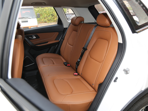 2019款1.6L 手动豪华型 国V 后排座椅
