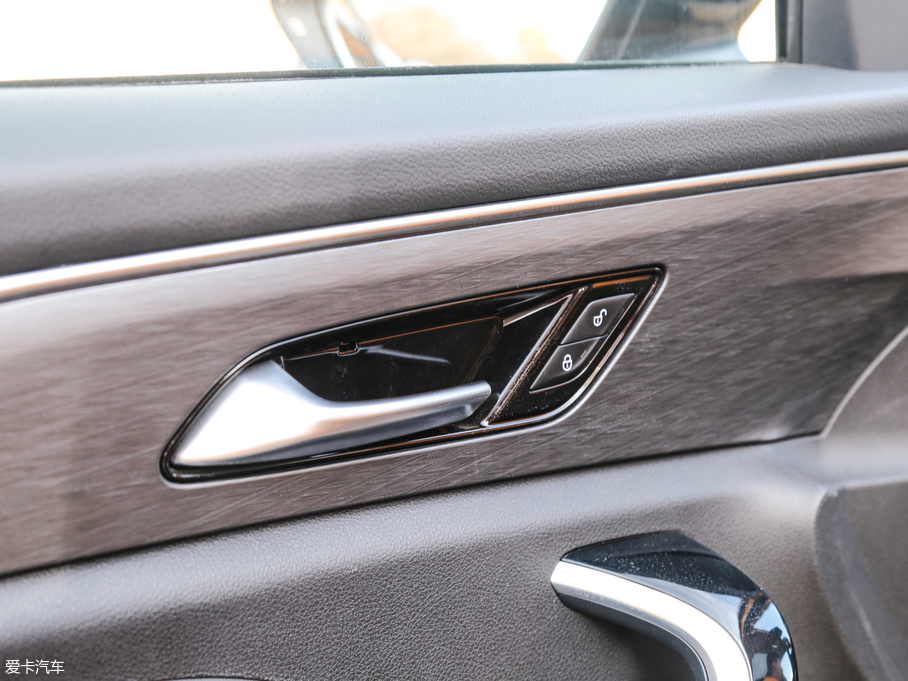 2019vT77 230TID ԄF V