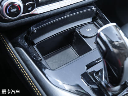 一汽奔騰2019款奔騰T77