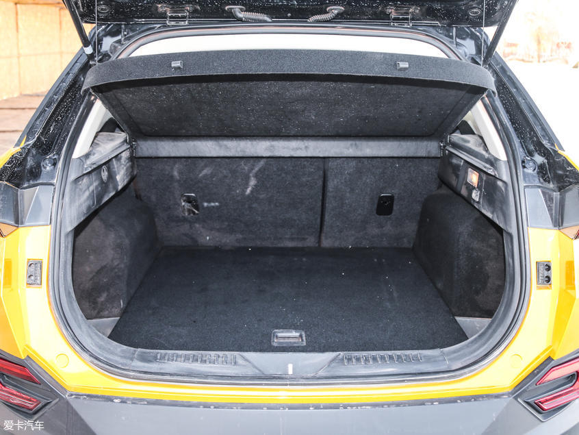 一汽奔騰2019款奔騰T77