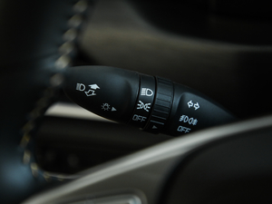 2019款230TID 自动舒适型 国V 中控区