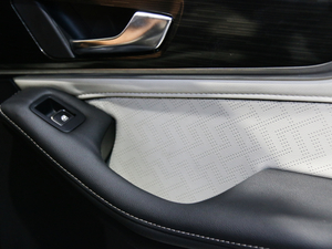 2019款1.6L 手动互联智酷型 国V 空间座椅